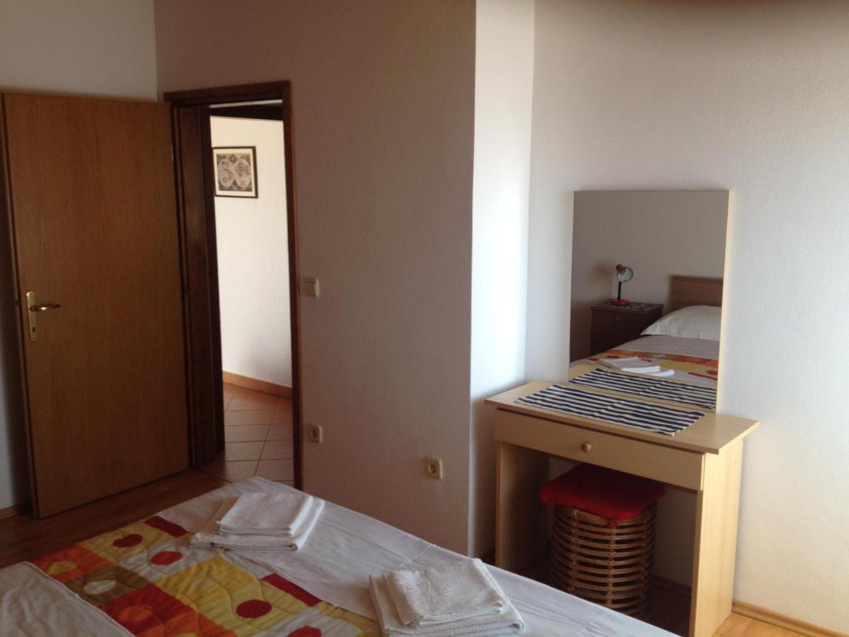 Apartments Mirela Пореч Экстерьер фото