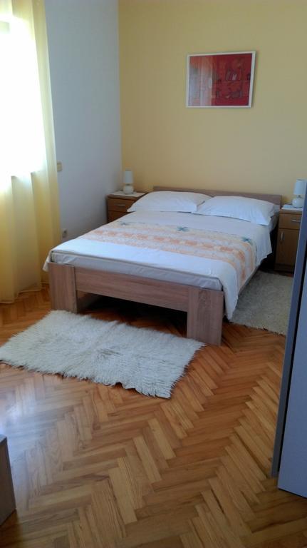 Apartments Mirela Пореч Экстерьер фото
